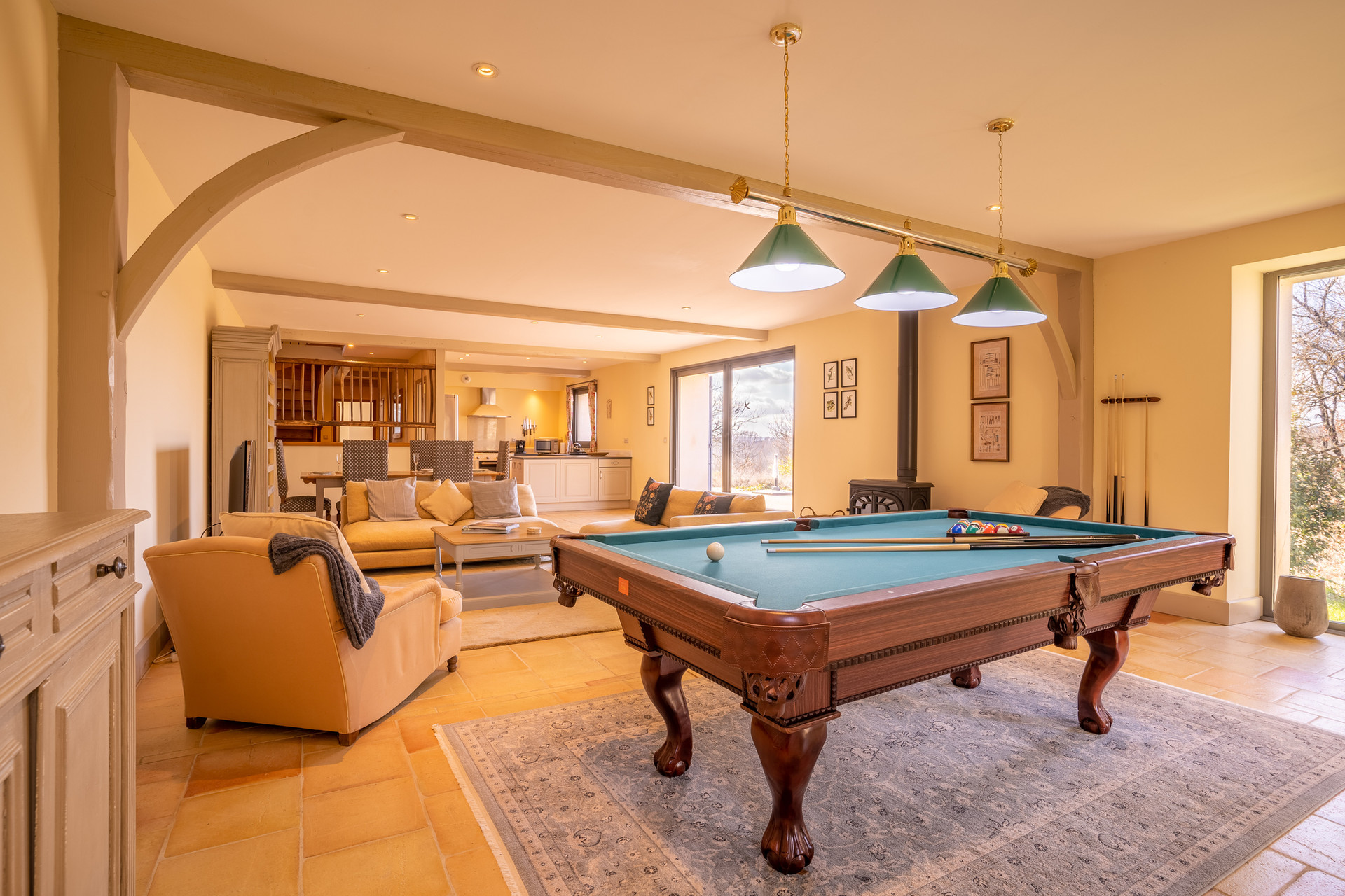 Pool table
